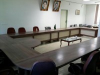 میز کنفرانس اصفهان